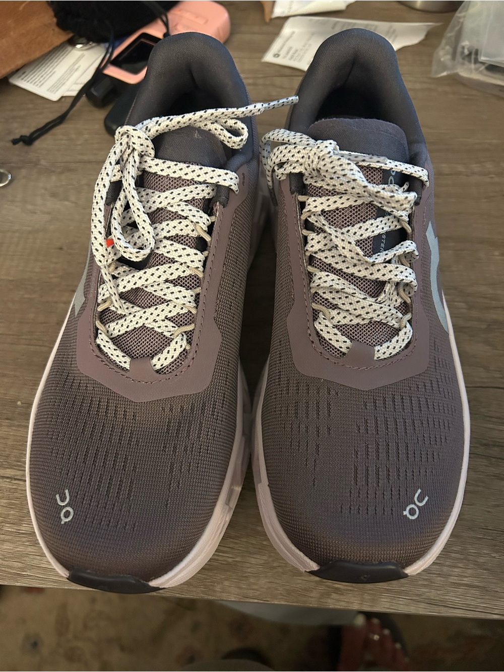On Cloud Womans Running Sneakers in Gobi/Lily colorway. New In Box